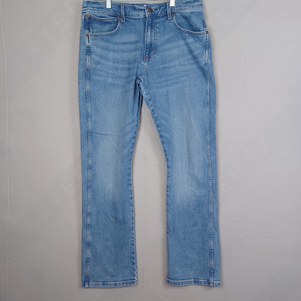 Wrangler Retro Jeans Mens 32x34 fits (33x31) Blue Slim Boot Denim Western Cowboy